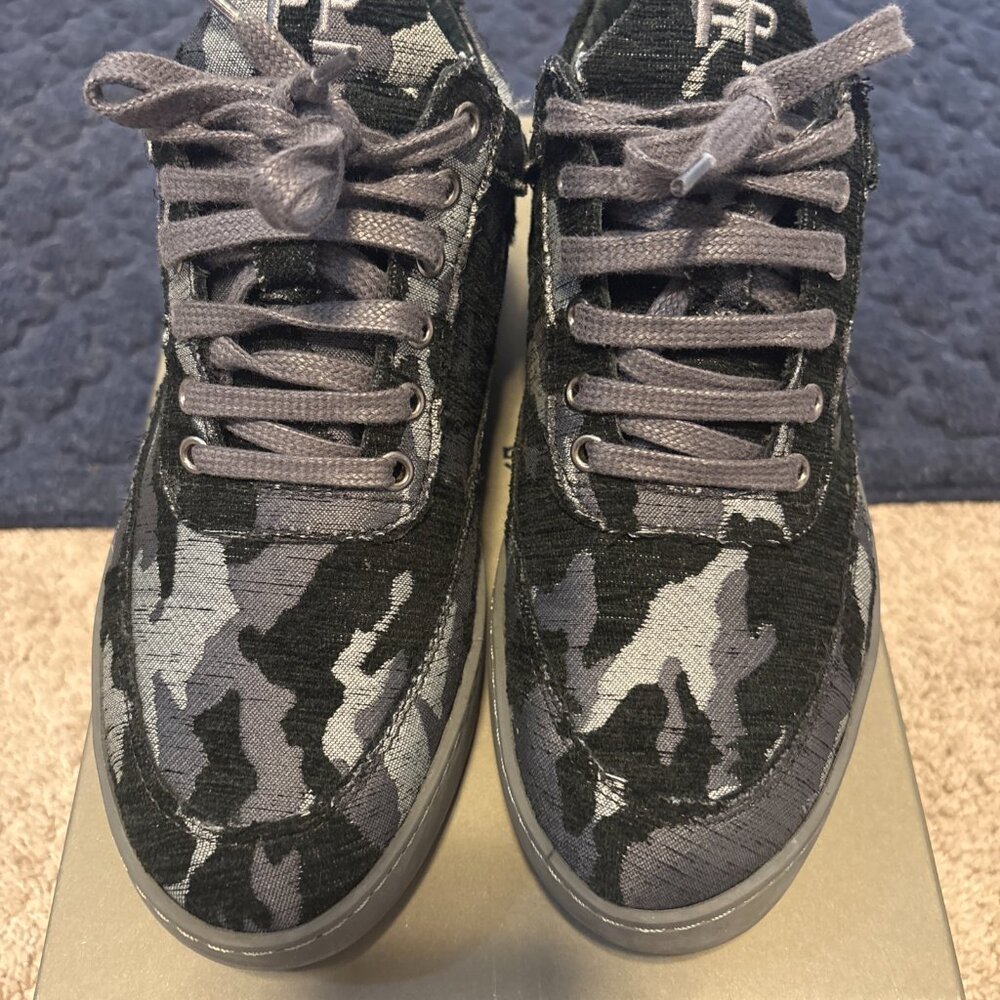 Filing Pieces Gray camouflage Sneakers (Women’s size EU 36/US 6.5)